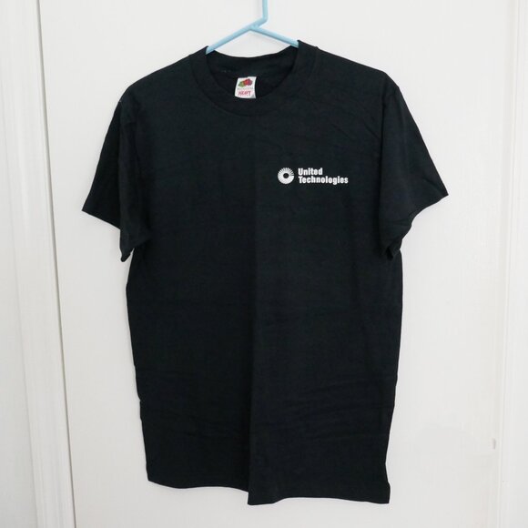 NEW vintage Fruit of the Loom United Technologies unisex tshirt size M - Picture 1 of 3